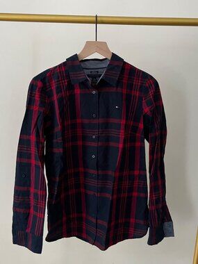 Tommy Hilfiger Shirt Woman Med. Red Navy Plaid, Long Sleeves, Classic Fit